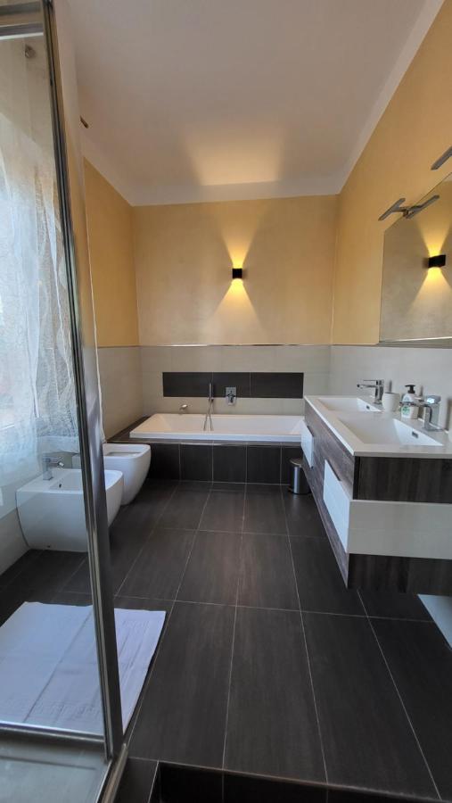 Appartement La Casa Del Buonviaggio à La Spezia Extérieur photo