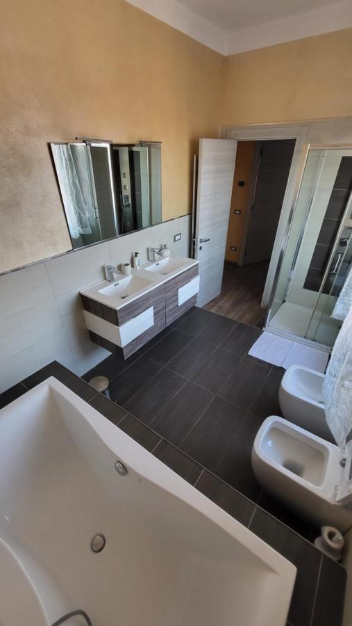 Appartement La Casa Del Buonviaggio à La Spezia Extérieur photo